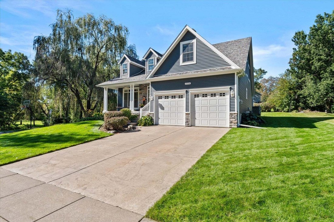House in Bettendorf, Iowa, United States 5 - 19054507