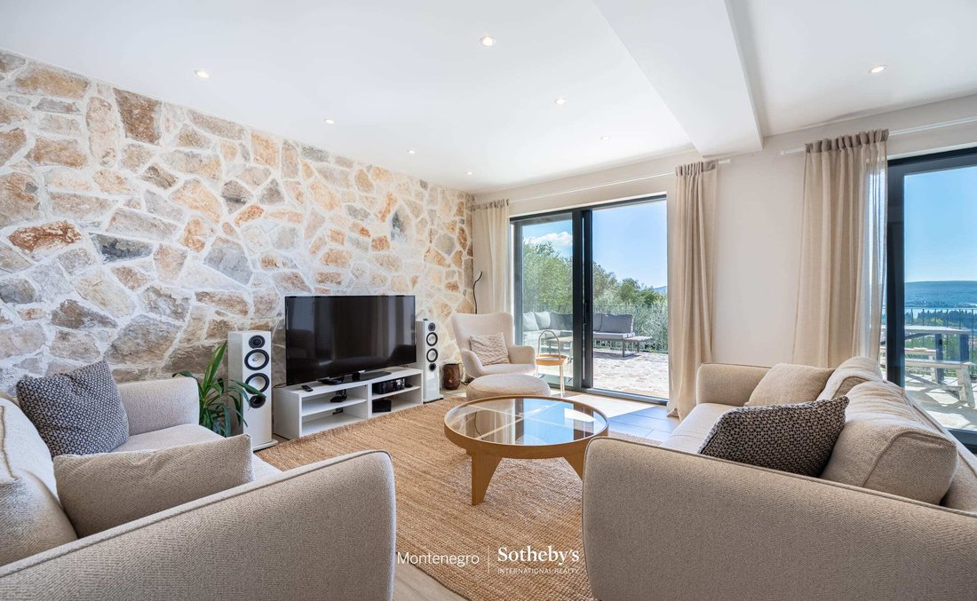 Villa a Teodo, Tivat Municipality, Montenegro 2 - 19051691