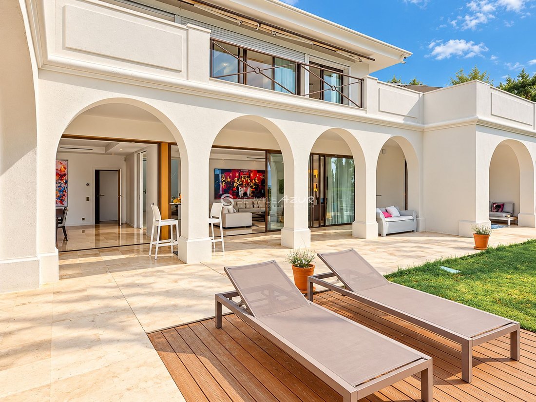 Villa en Vieille Ville, Antibes, Francia 3 - 18645068