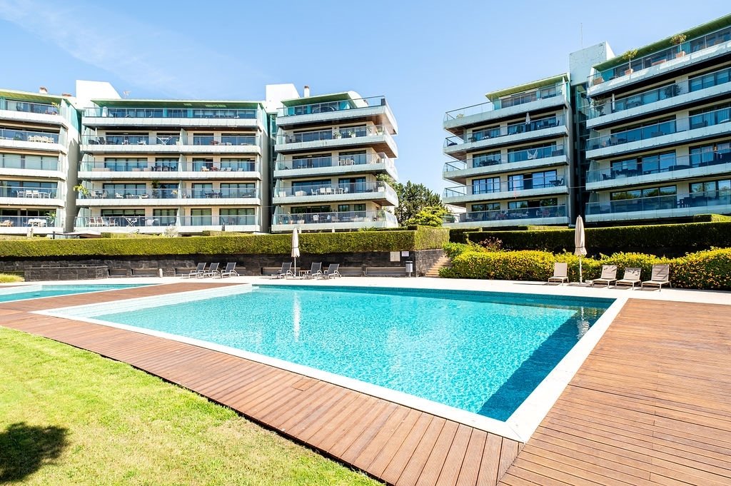 Appartamento a Cascais e Estoril, Lisbona, Portogallo 1 - 19055456