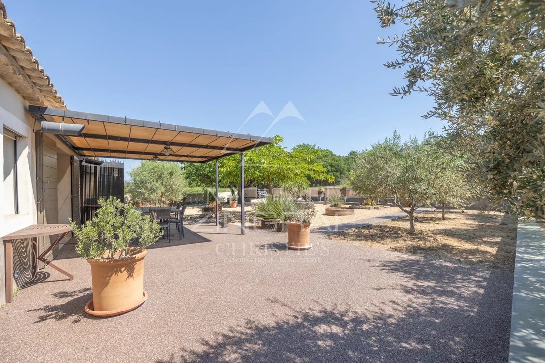 Maison à Oppède, Provence-Alpes-Côte d'Azur, France 4 - 18083035
