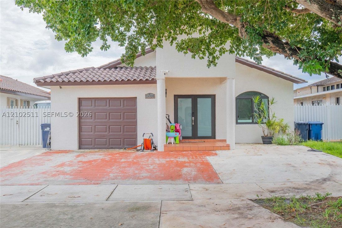 House in West Miami, Florida, United States 1 - 19054435