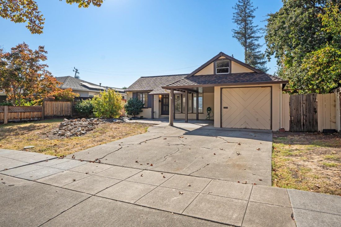 House in Redwood City, California, United States 1 - 19053997