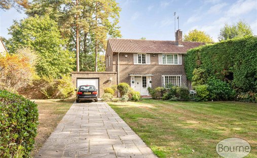 Haus in Goldsworth Park, Woking, England 1