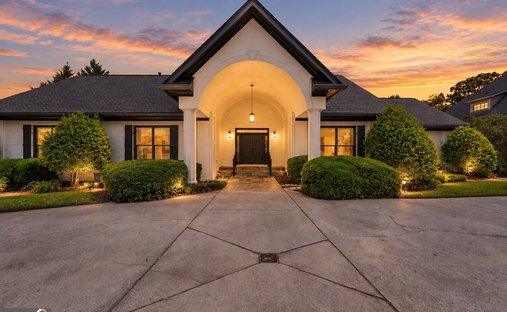 House in Flowery Branch, Georgia, United States 1