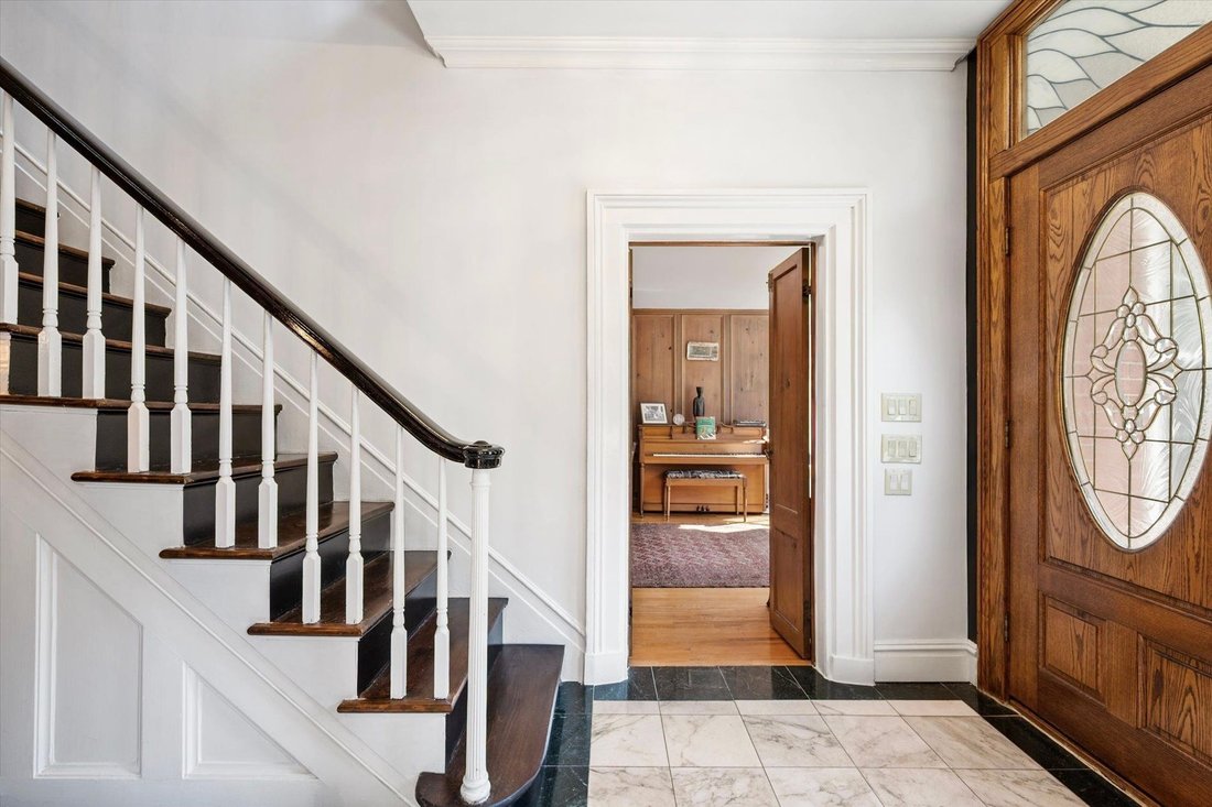 Casa a Old Westbury, New York, Stati Uniti 4 - 19043244