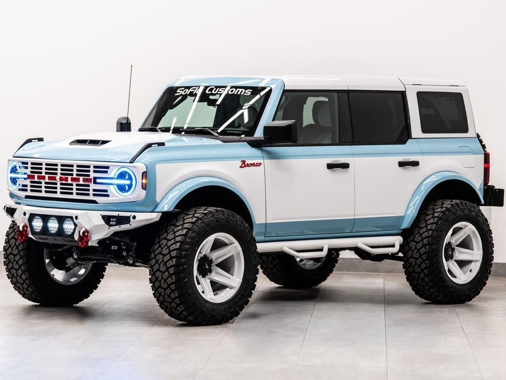 Ford Bronco 4X4 in Fort Lauderdale, FL, United States 1 - 19051812