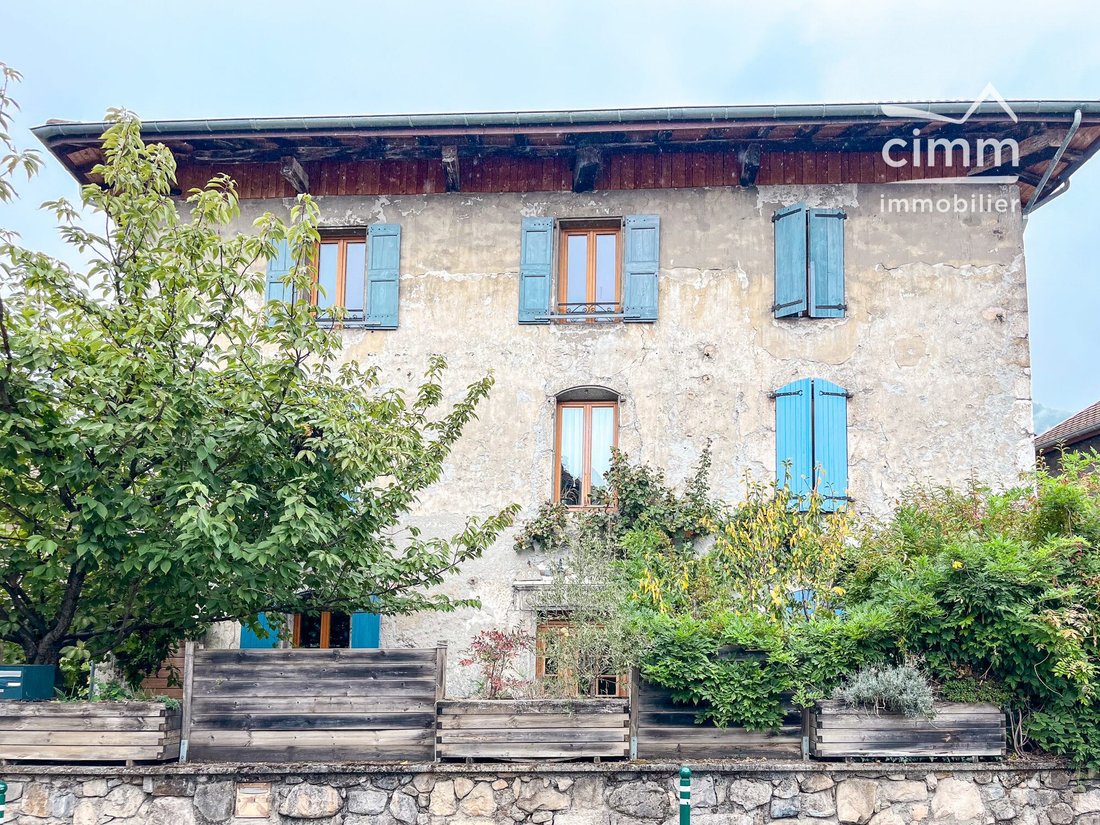 Casa en Le Touvet, Auvernia-Ródano-Alpes, Francia 1 - 19056461