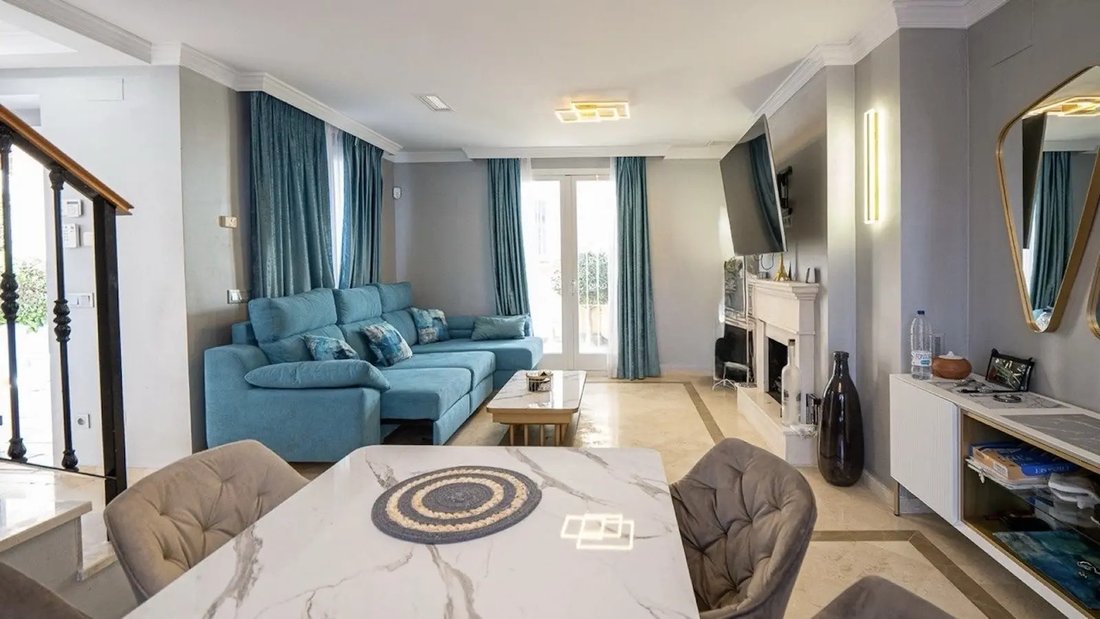 Maison de ville à Puerto Banús, Marbella, Espagne 3 - 19053743