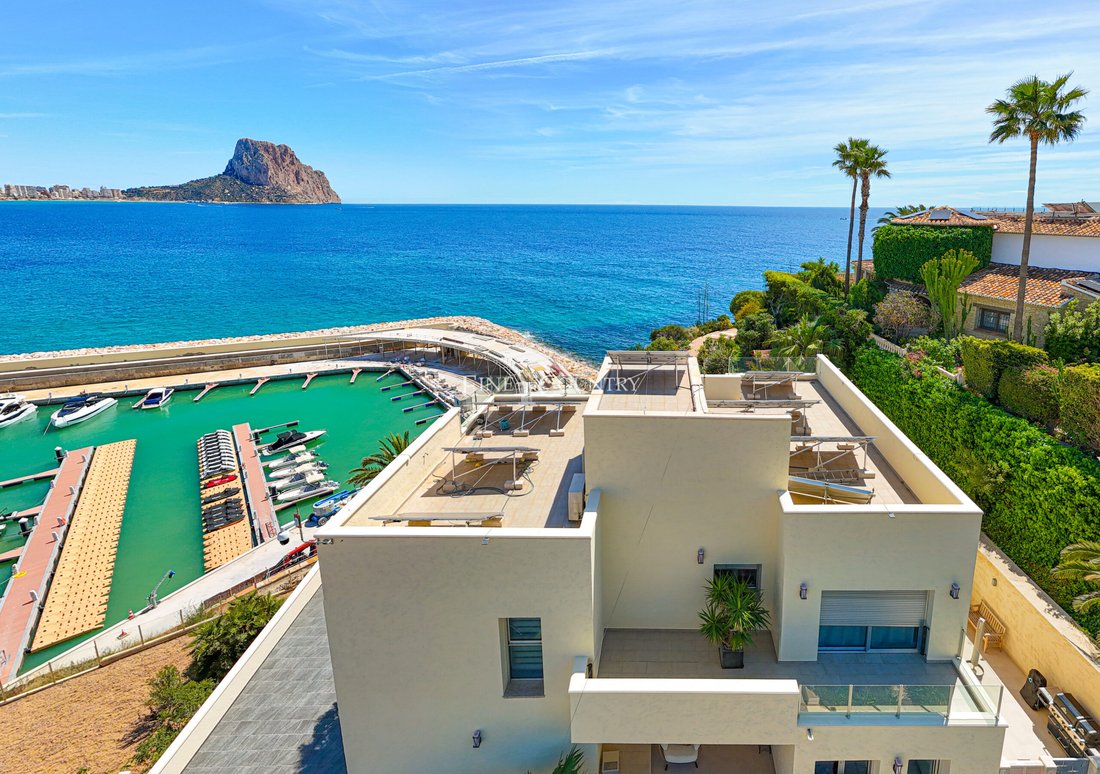 Villa in Calp / Calpe, Valencian Community, Spain 3 - 19054342