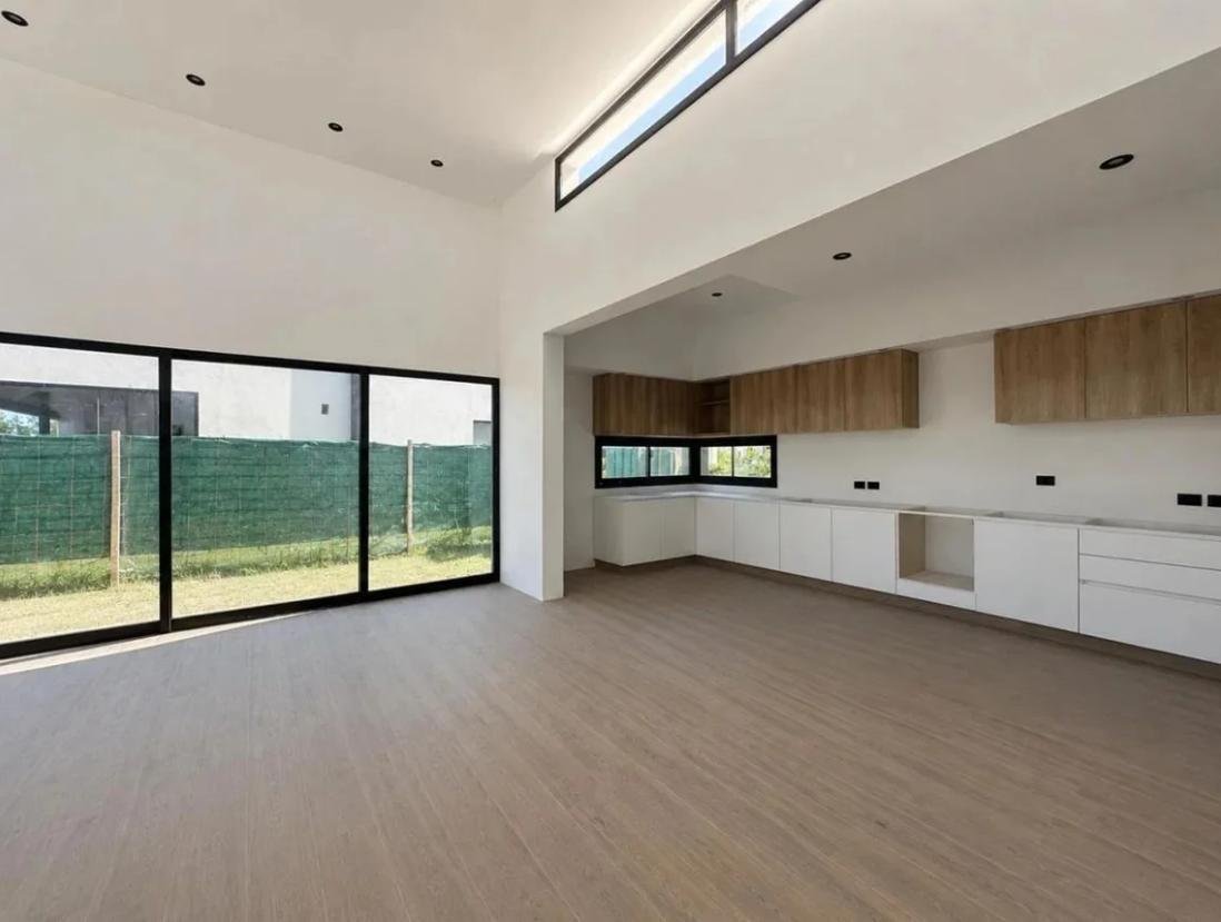 House in Funes, Santa Fe Province, Argentina 3 - 19052676