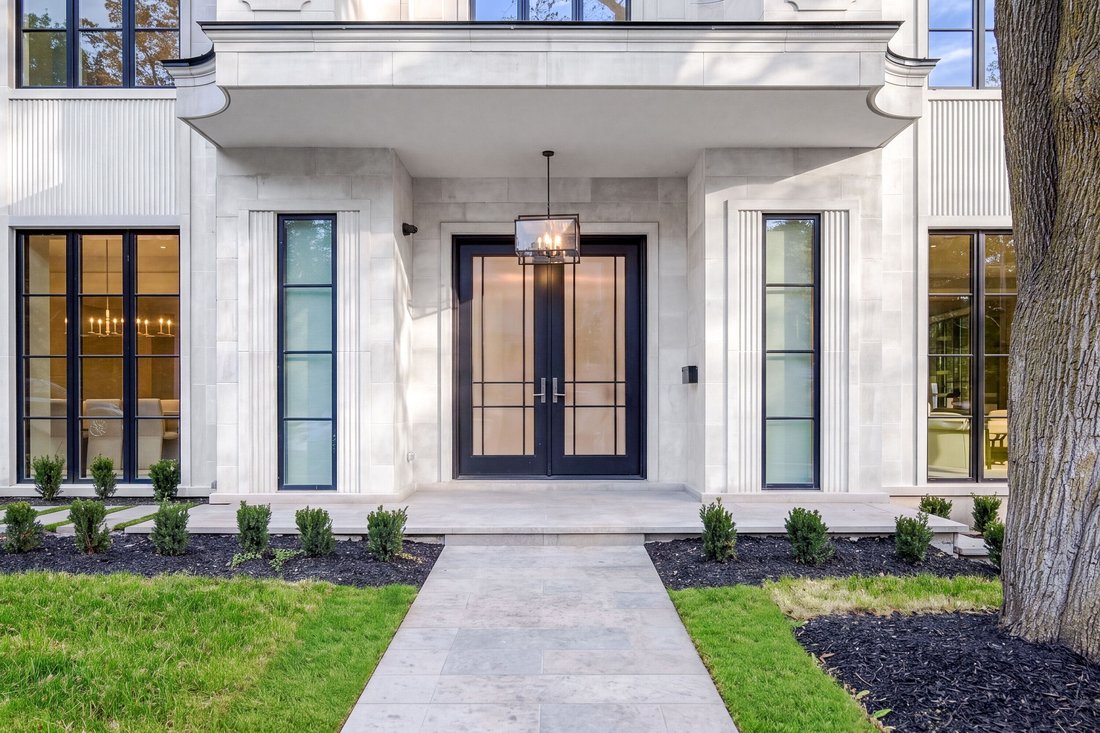 House in Toronto, Ontario, Canada 5 - 19053119
