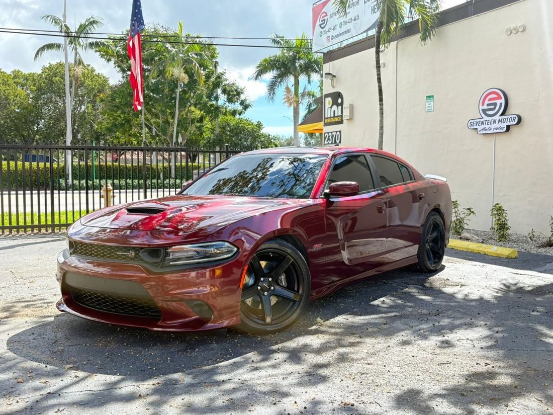 Sedan in Miami, FL, United States 1 - 19055920