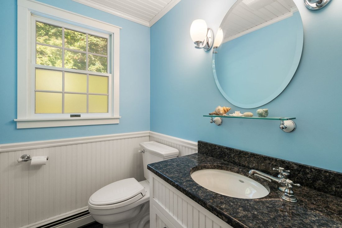 Franklin, Massachusetts, United States 5 - 19052350