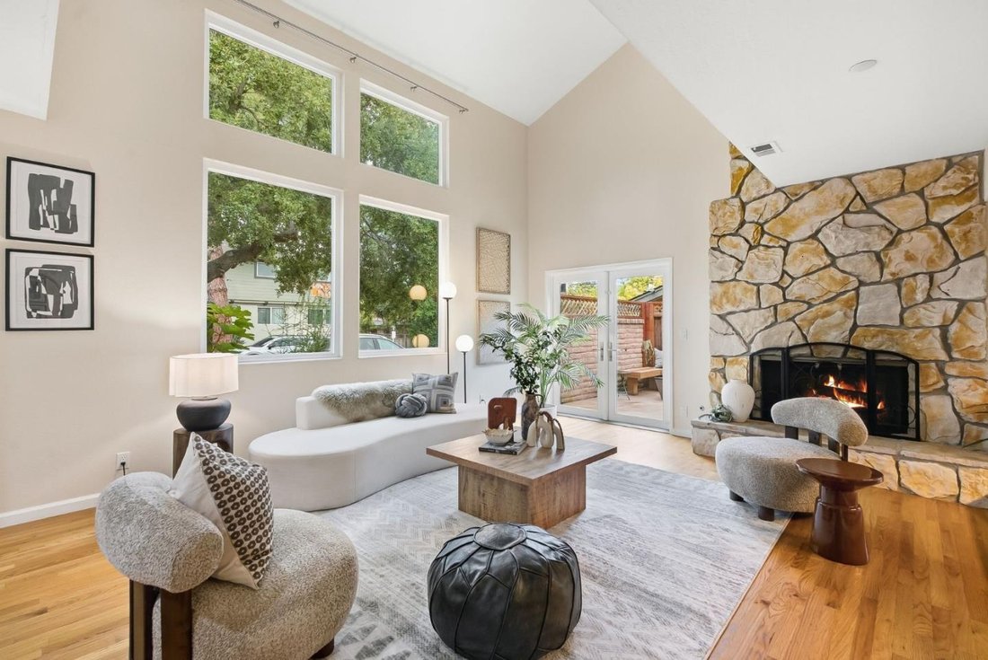 Townhouse en Los Altos Hills, California, Estados Unidos 2 - 19054060
