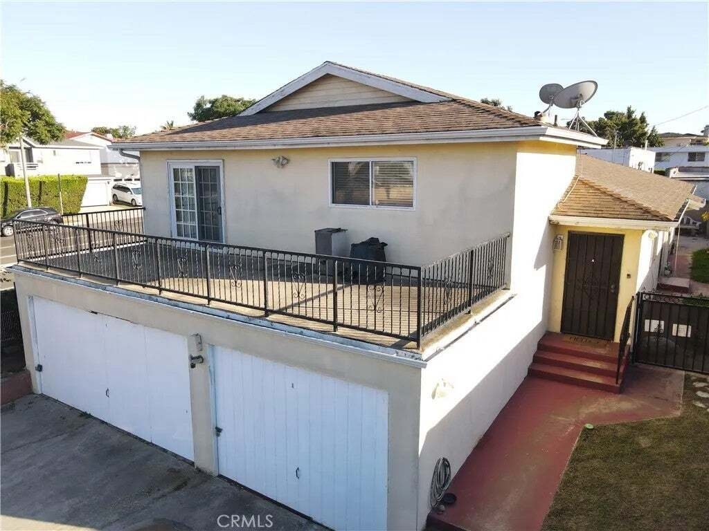 Torrance, California, United States 1 - 19054651