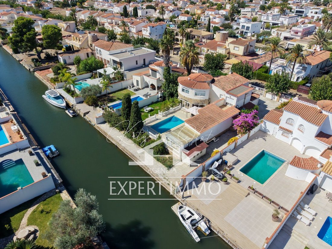 Chalet en Ampuriabrava, Cataluña, España 3 - 19053362