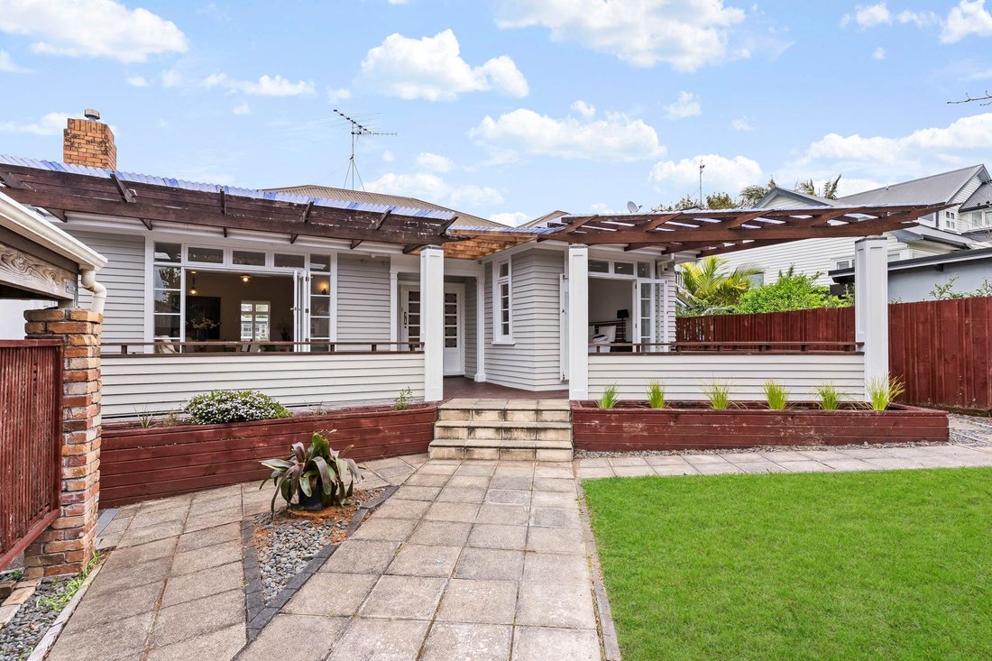 House in Auckland, Auckland, New Zealand 2 - 18936316