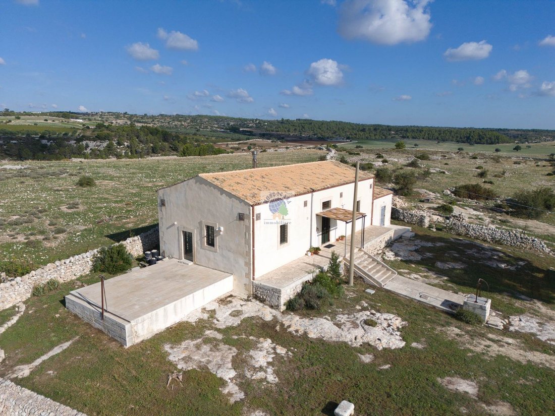 Villa in Noto, Sizilien, Italien 1 - 19054896