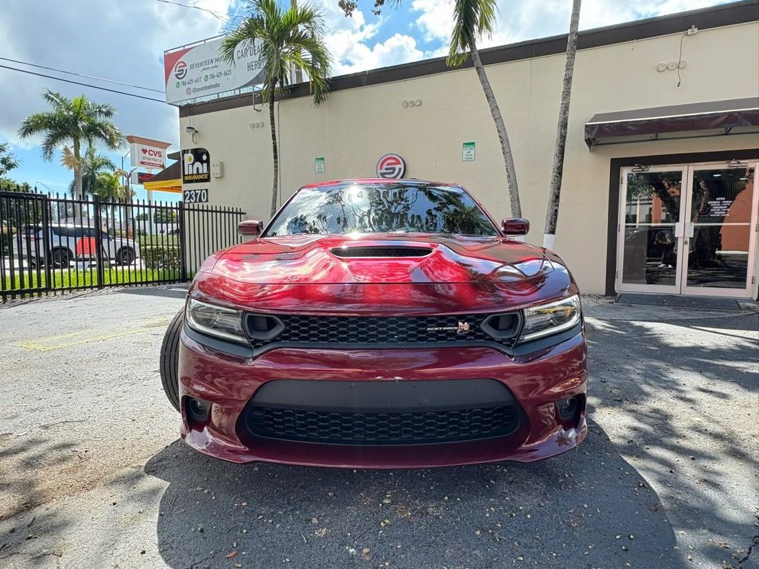 Sedan in Miami, FL, United States 2 - 19055920