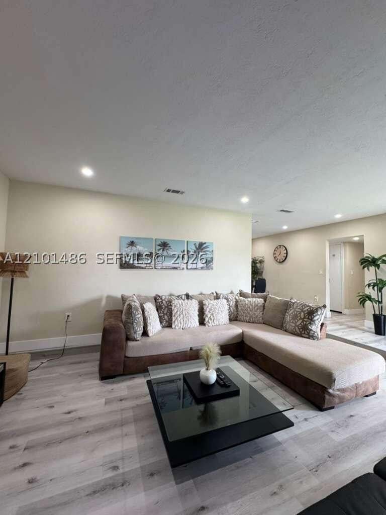 Maison à Miami Gardens, Floride, États-Unis 3 - 19051178