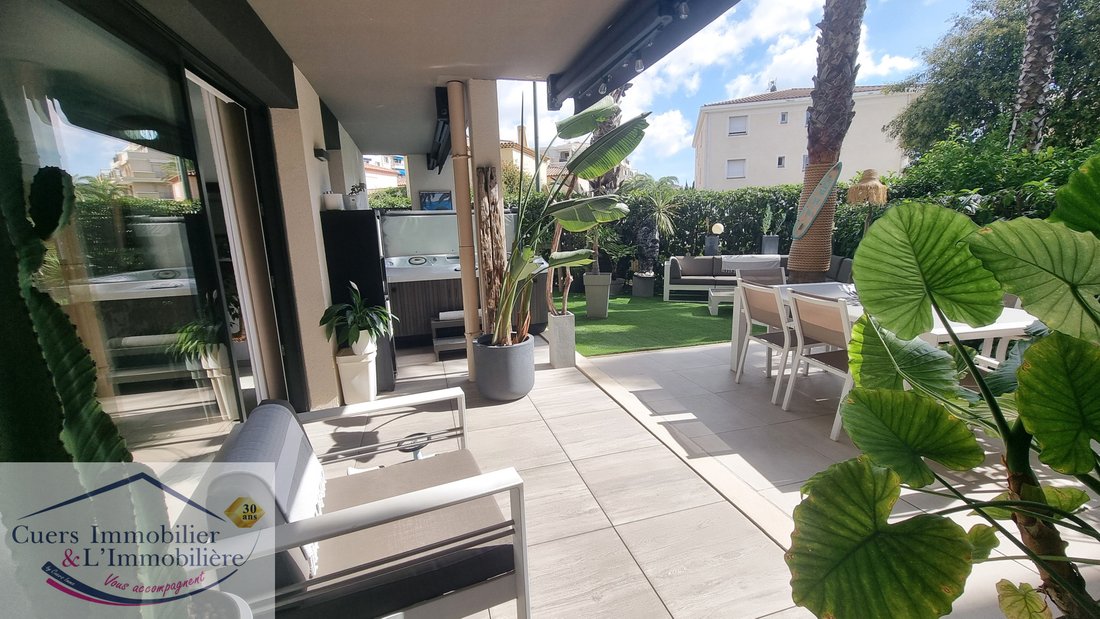 Apartment in Hyeres, Provence-Alpes-Côte d'Azur, France 3 - 19054987