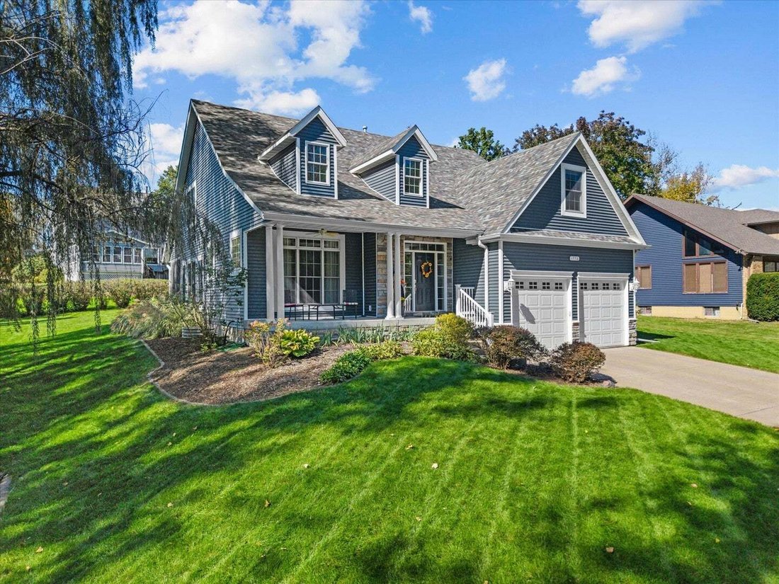 House in Bettendorf, Iowa, United States 3 - 19054507