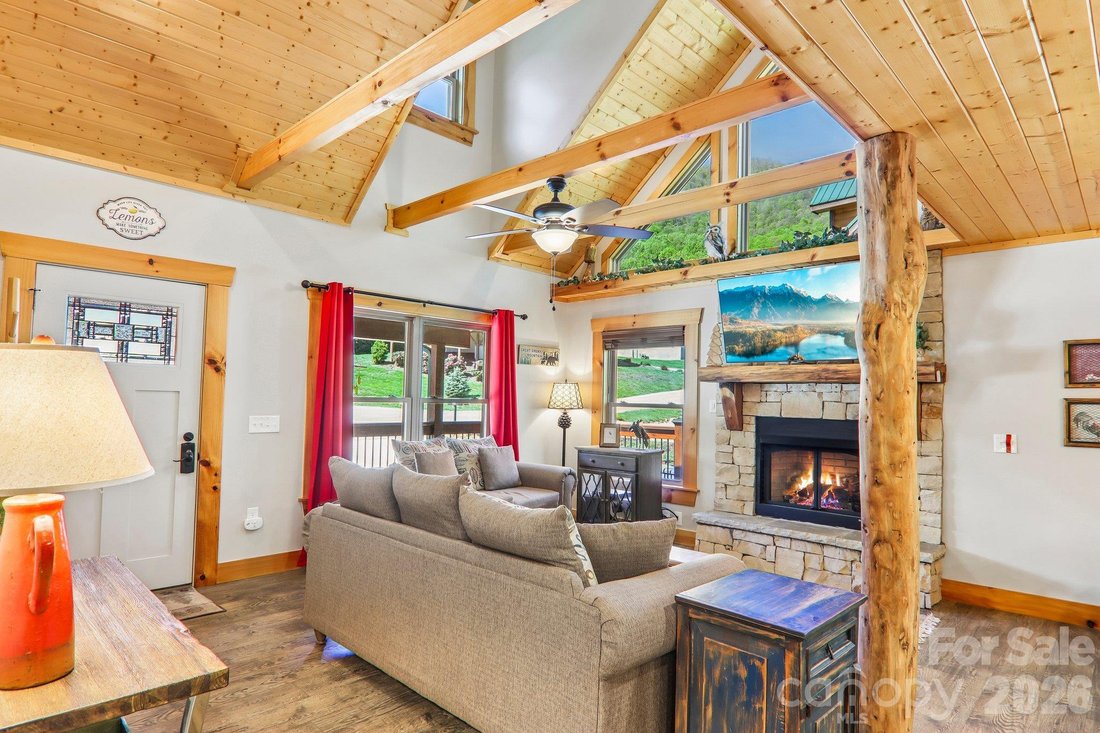 Maison à Maggie Valley, Caroline du Nord, États-Unis 2 - 19056302