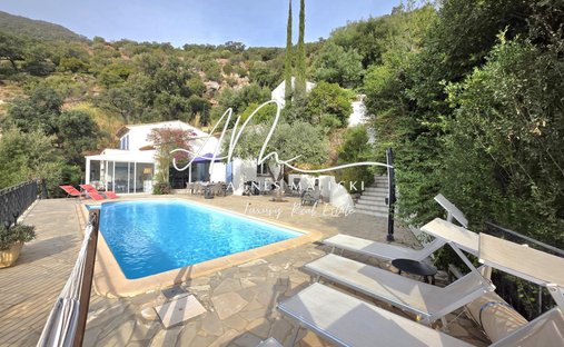 Villa à Nord, Cavalaire-sur-Mer, France 1