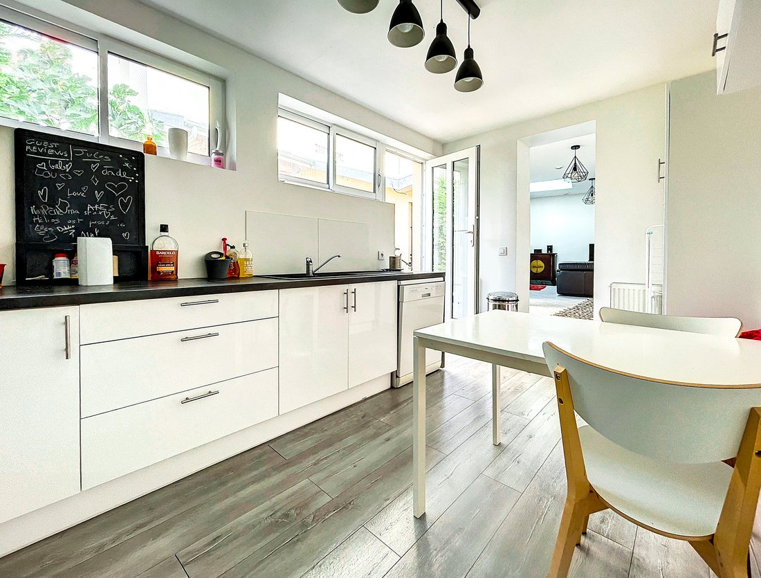 Apartment in Centre, Nanterre, France 5 - 19052182