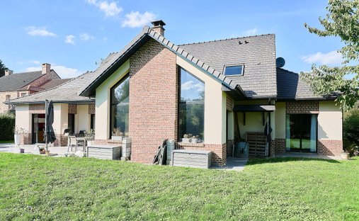 House in Merignies, Hauts-de-France, France 1