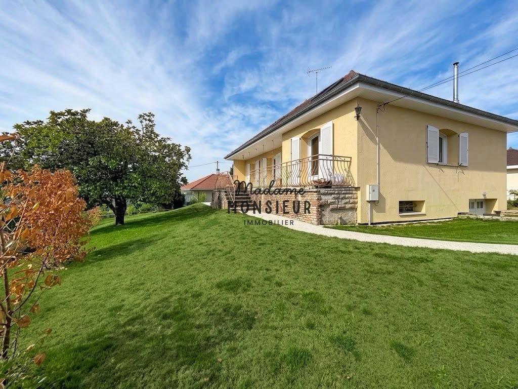 Casa en Champfleuri, Bourgoin-Jallieu, Francia 1 - 19056534