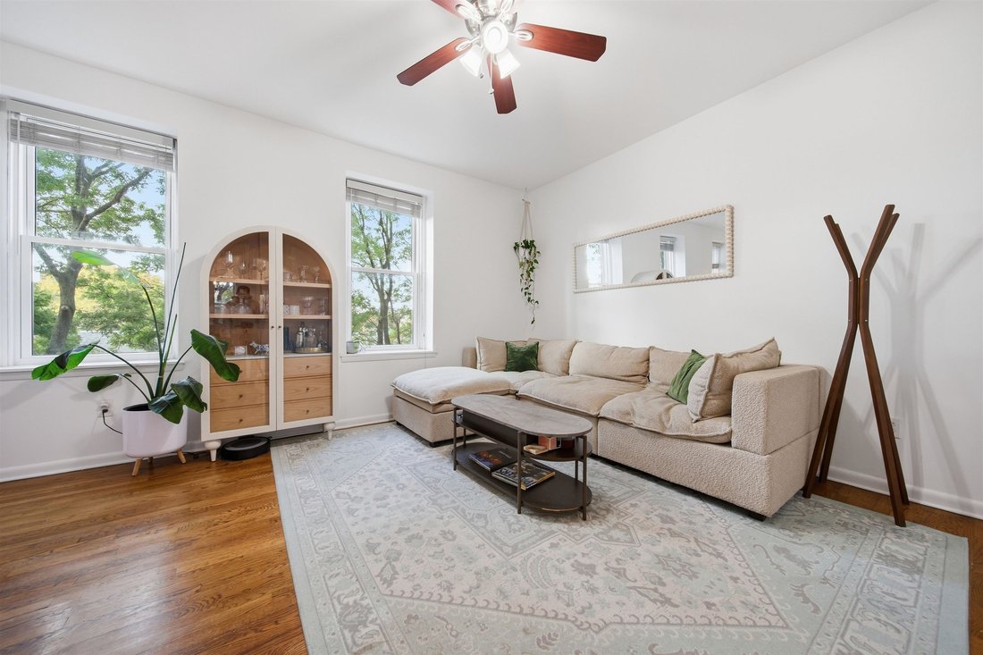 Condo in Jersey City, New Jersey, United States 2 - 19055255