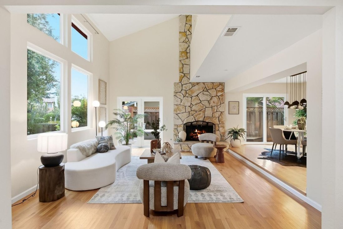 Townhouse en Los Altos Hills, California, Estados Unidos 1 - 19054060