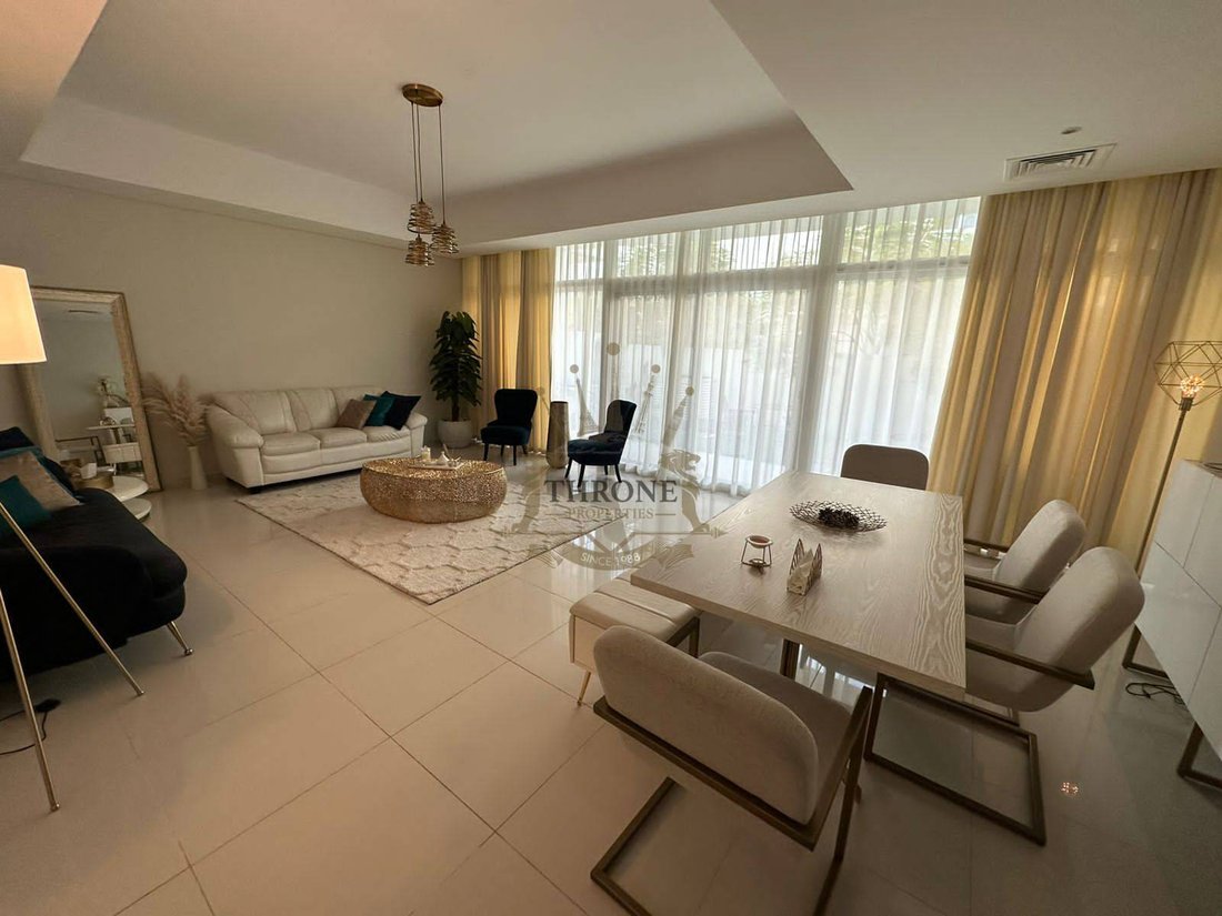 Townhouse in Damac Hills 2, Dubai, United Arab Emirates 5 - 19051458