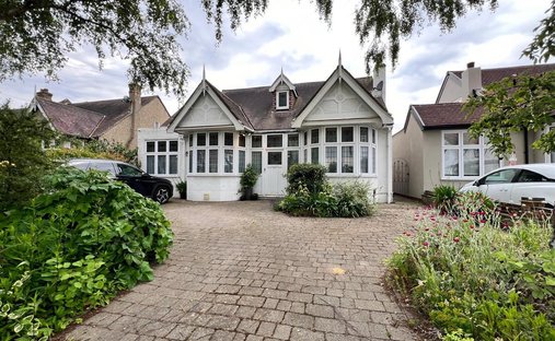 Bungalow in Goodmayes, Ilford, England 1