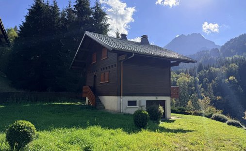 Chalet in Abondance, Auvergne-Rhône-Alpes, France 1