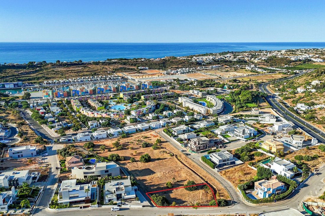 Terreno en Olhos de Agua, Algarve, Portugal 1 - 19052291