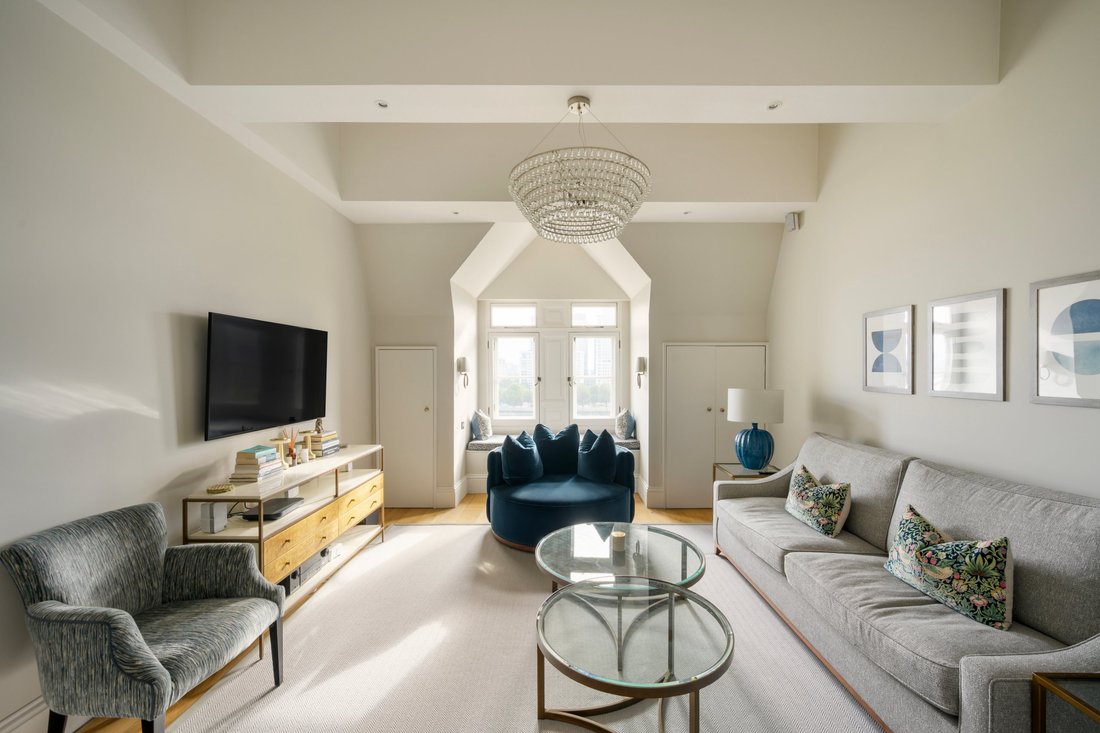 Apartment in Westminster, England 1 - 19051075