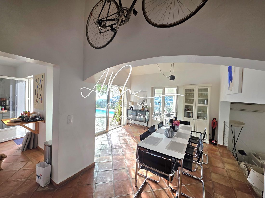 Villa in Nord, Cavalaire-sur-Mer, France 3 - 19055206