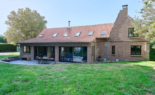 Haus in Willems, Nordfrankreich, Frankreich 1