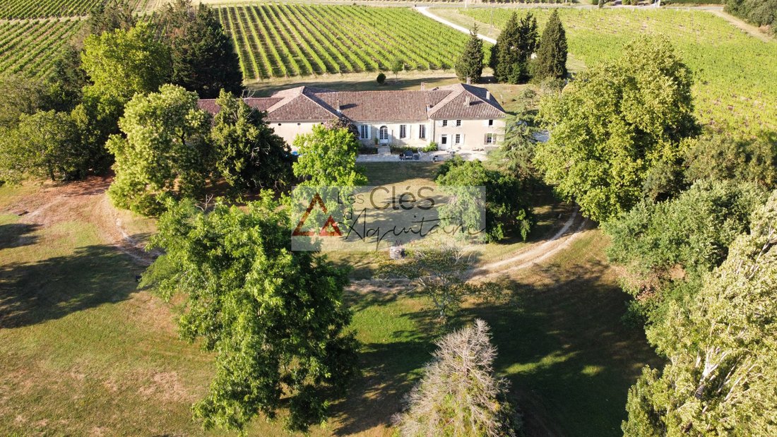 Castle in Centre Ville, Langon, France 2 - 19054517