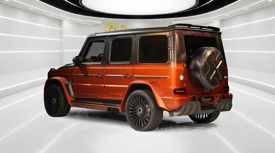 Suv in Dubai, United Arab Emirates 4 - 19056473