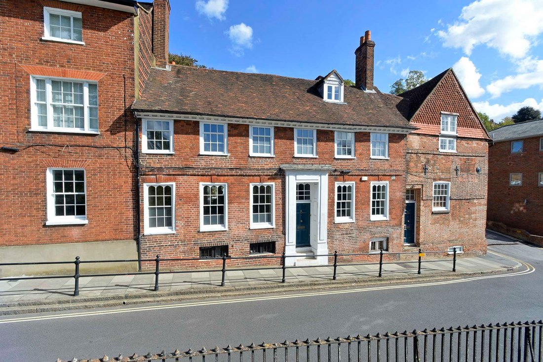 Casa en Guildford, Inglaterra 1 - 18952253