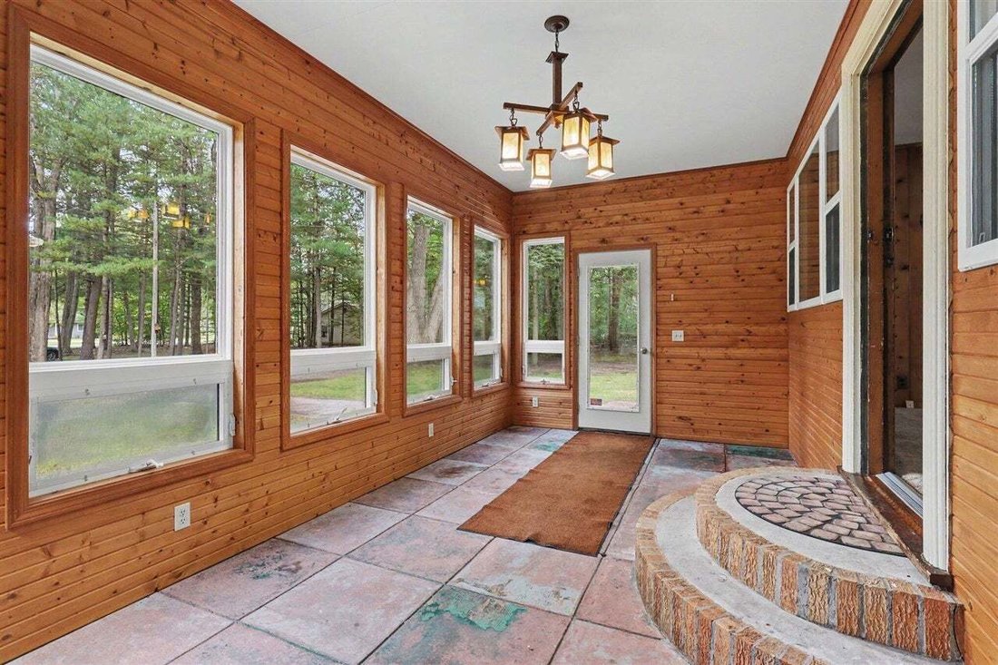 House in Fruitport Charter Township, Michigan, United States 4 - 19054713