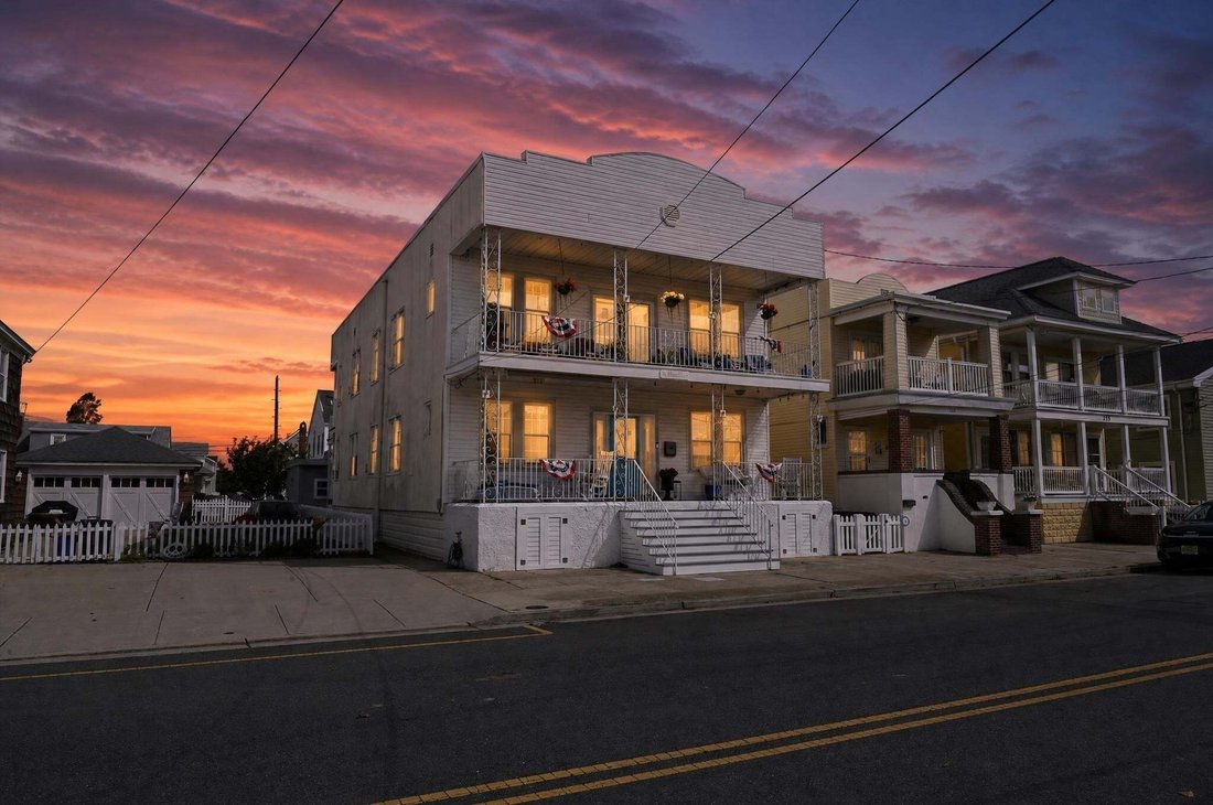 Wildwood, New Jersey, United States 1 - 19053307