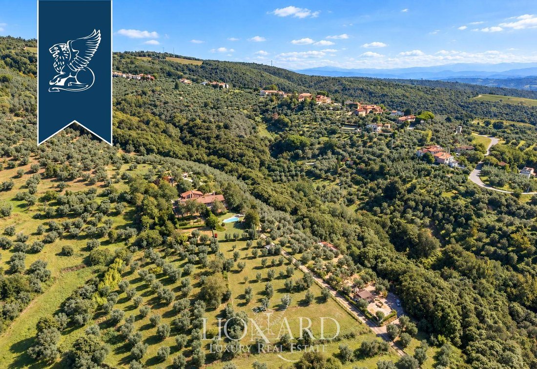 Villa in Limite, Tuscany, Italy 2 - 19055253