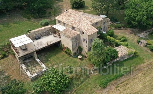Villa in Simiane-la-Rotonde, Provence-Alpes-Côte d'Azur, Frankreich 1