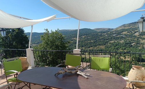 Casa a Coursegoules, Provenza-Alpi-Costa Azzurra, Francia 1