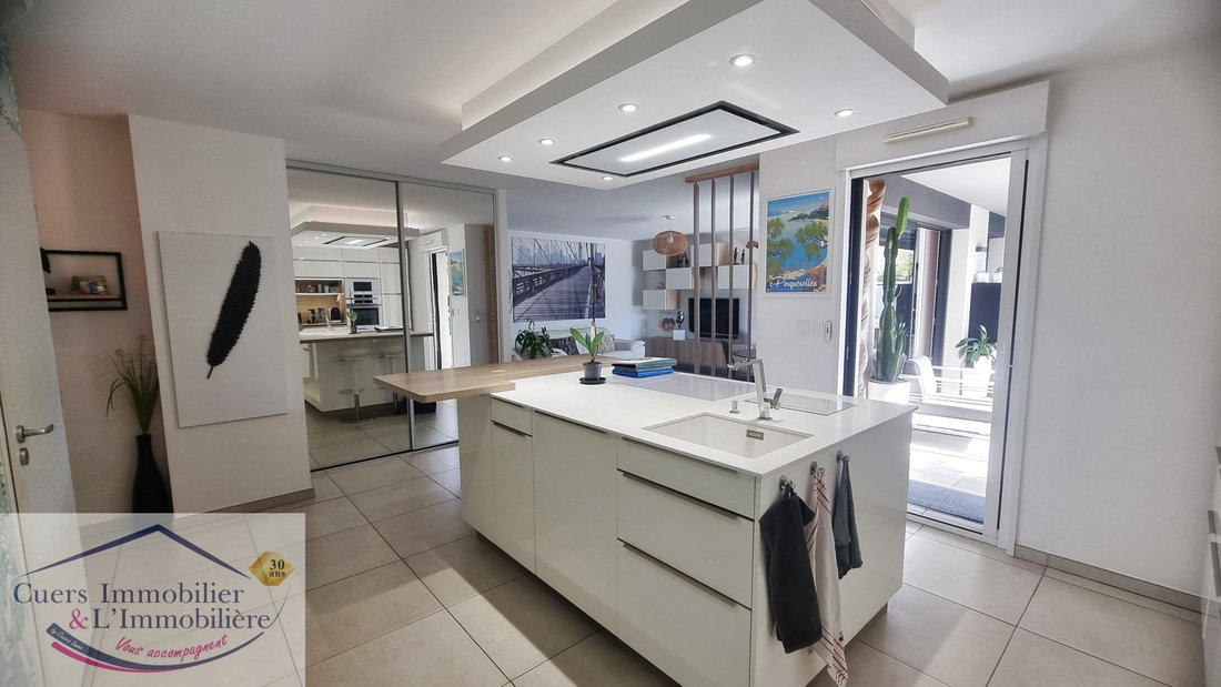 Apartment in Hyeres, Provence-Alpes-Côte d'Azur, France 4 - 19054987